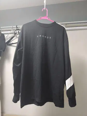 CRONOS 블랙 긴팔 T셔츠
