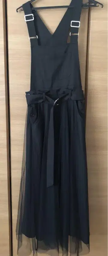 블랙 살로펫 샤샤 스커트 포함 M