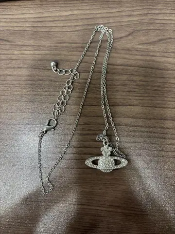 혹성 모티브 목걸이 스톤 포함
