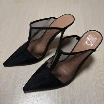 ZARA 블랙 메쉬 뮬 25cm