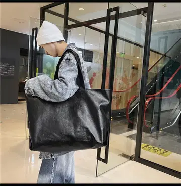 인조 가죽 토트백 블랙
