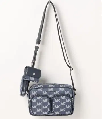 미개봉 새상품! MICHAEL KORS 네이비 숄더백