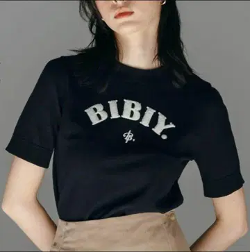 Bibiy. 비비 B SUMMER KNIT 로고 반팔 니트 블랙