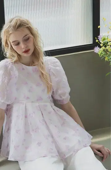meraki 메라키 뉴앙스 컬러 블라우스 꽃무늬 퍼프 슬리브 퍼플