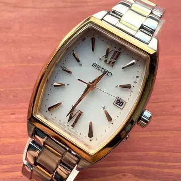 작동품 SEIKO 세이코 전파 솔라 여성용 손목시계 토노형 날짜 표시