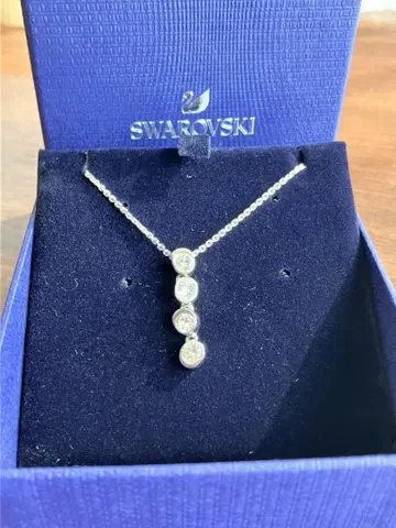 SWAROVSKI 스와로브스키 목걸이 대형 스와로