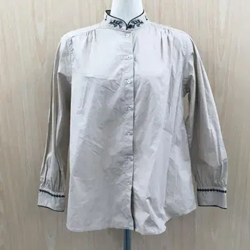푸두두 스탠드 카라 블라우스 F0917A13