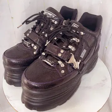 YOSUKE 벨트 통굽 스니커즈 26cm 보라색 뱀 패턴
