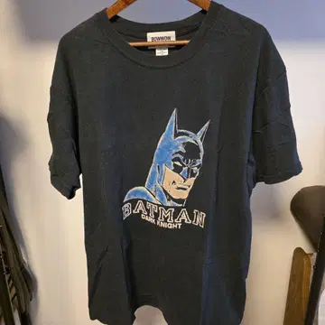 BATMAN DARK KNIGHT 티셔츠 BOWWOW