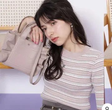 질스튜어트 프릴 토트 미니 > 인조 가죽 모카 핑크
