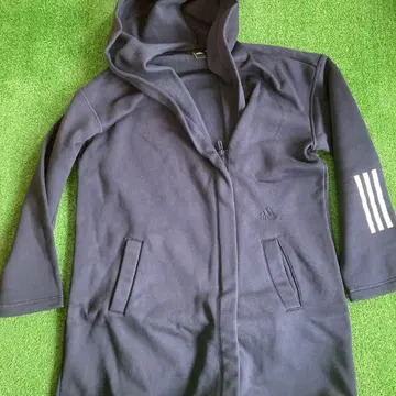 adidas 후드 부착 다크 그레이 후드티