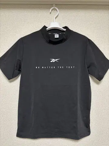 Reebok 모크넥 블랙 셔츠 LL 사이즈