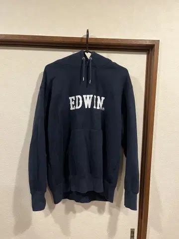 EDWIN 프론트 로고 네이비 후드티