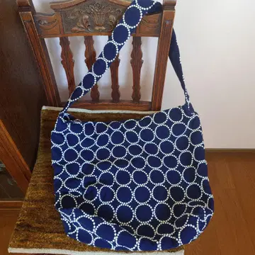 미나 페르호넨 백