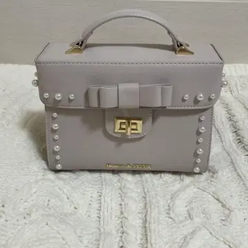 Maison de FLEUR 프론트 리본 탑 핸들 백