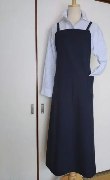 핸드메이드 다크 네이비 울 에이프런 스커트/오버롤 스커트