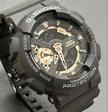 [ 새상품급 ] CASIO G-SHOCK GA-110RG 블랙 가동품
