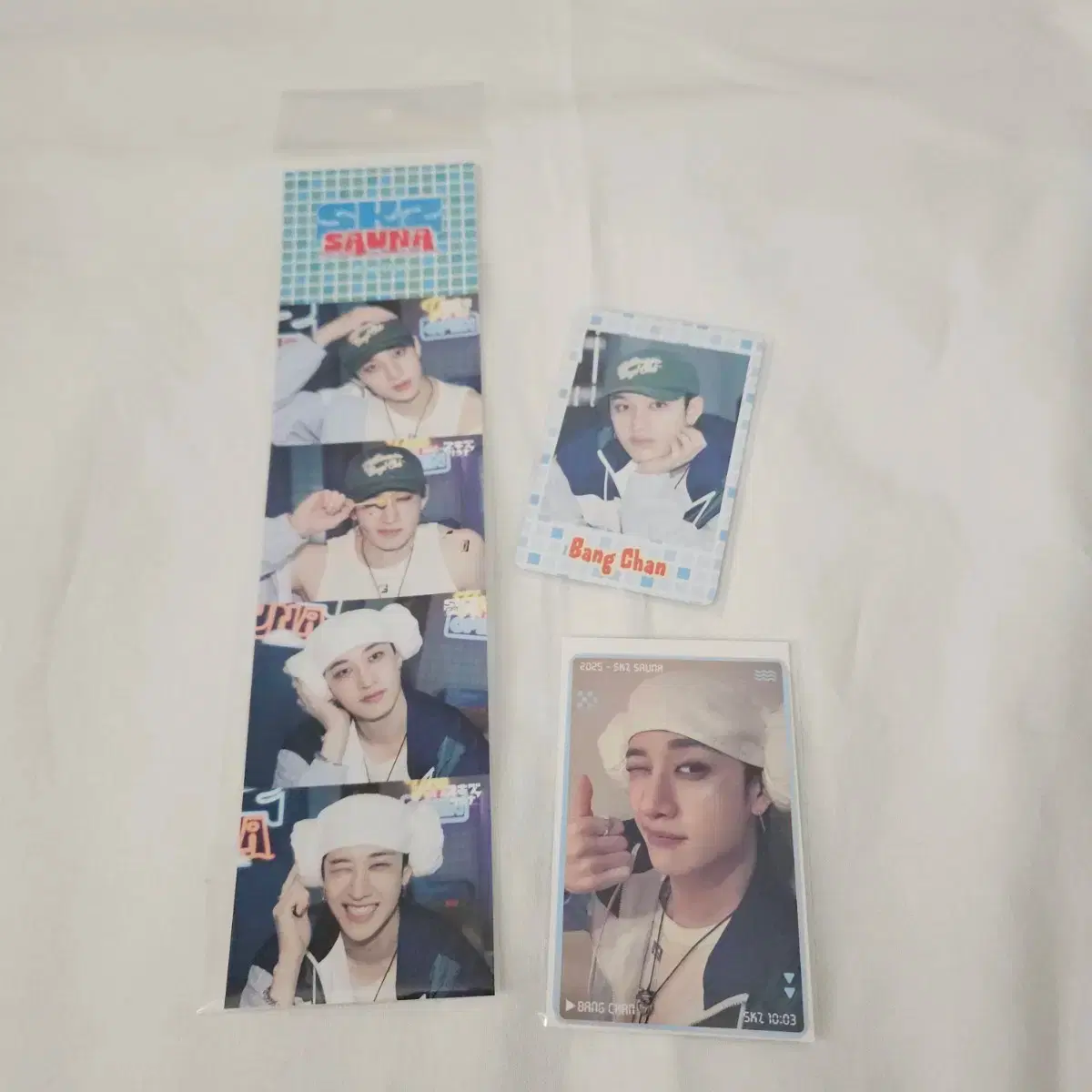 Stray Kids Bang Chan Japan Sauna 10,000 yen pre-order benefit JYP 2025 pop up four-cut sticker pola