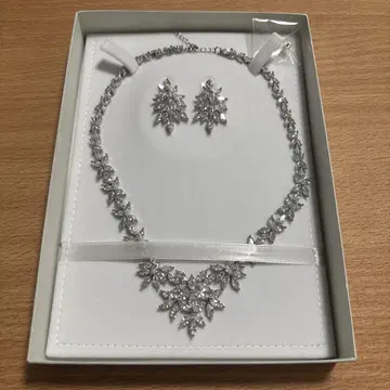 STELLA BRIDAL 목걸이와 귀찌 세트