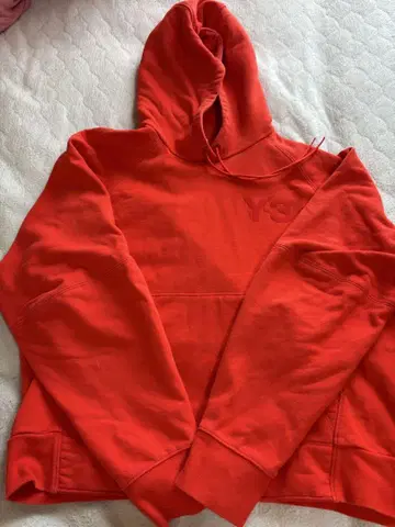 Y-3 빨간색 후드티