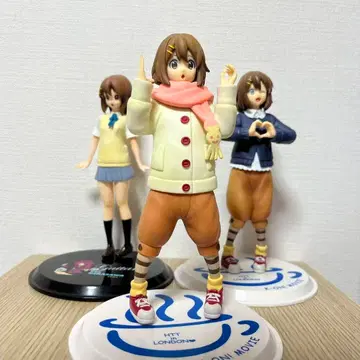 케이온! 히라사와 유이 피규어 3종 세트 런던 영화