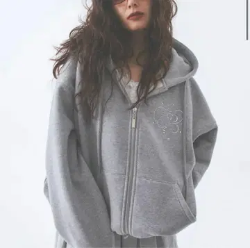 PELLICULE 페리큐르 motif stone big PK 후드티