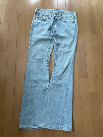 트루 릴리전 True Religion 플레어 데님 26 사이즈