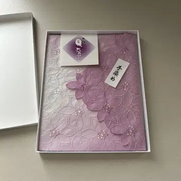 자줏빛 면 레이스 손수건 상자 포함 미사용품