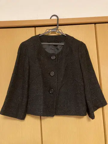 COMME CA ISM 블랙 노카라 자켓