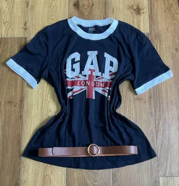 [ GAP ] 링거T셔츠 자수 프린트 그런지