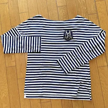 MADISONBLUE 보더 롱T 매디슨 블루