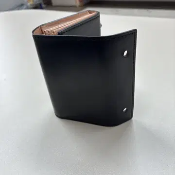 새상품급 엠피우 밀레폴리에 P27 BLACK 코도반
