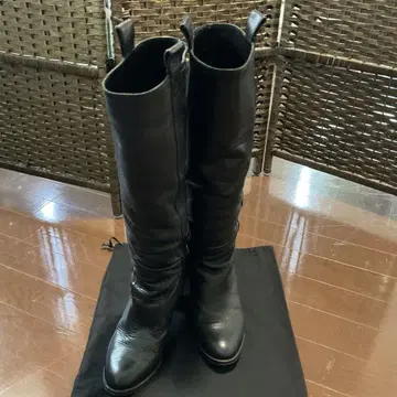 L' AUTRE CHOSE 블랙 가죽 롱 부츠