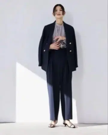 나노 유니버스 골드 버튼 더블 자켓 팬츠 셋업