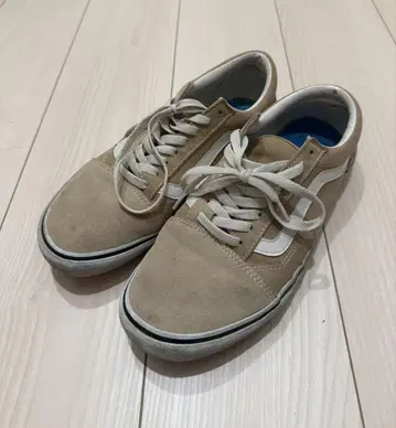 Vans 베이지 스웨이드 스니커즈