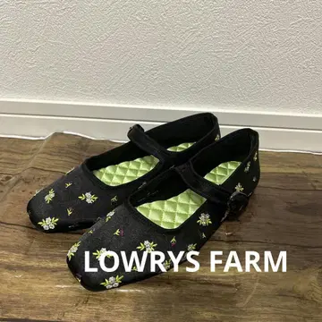 LOWRYS FARM 로리즈팜 미니 꽃무늬 자수 스트랩 신발 S