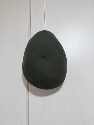 플라밍고 울 소재 올리브 그린 베레모