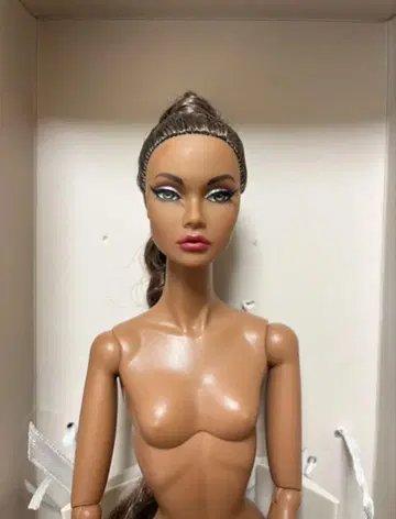 poppy parker 포피 후드티 본체