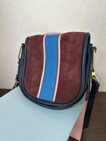 FOSSIL 스트라이프 디자인 숄더백 파슬
