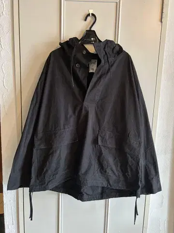 FIRST HAND 후드 부착 블랙 자켓