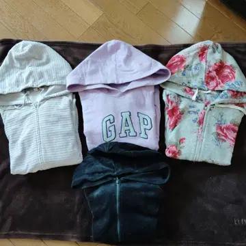GAP L 사이즈 후드 부착 맨투맨 4종 세트