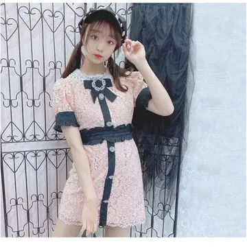 Swankiss 레이스 원피스 핑크