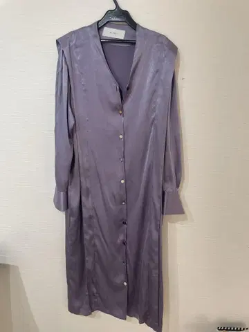 MURRAL 퍼플 새틴 원피스 긴팔