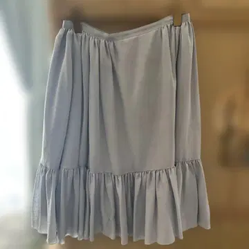 FOXEY NEW YORK 플레어 스커트 40 라이트 그레이