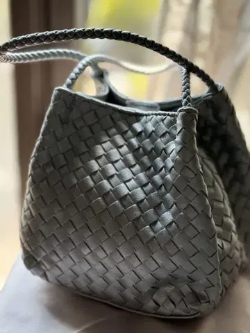 Mal. 인트레차트 인조 가죽 토트백 새상품