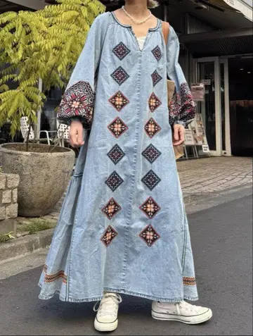 차오패닉 티피 데님 자수 볼륨 슬리브 원피스 색스 블루