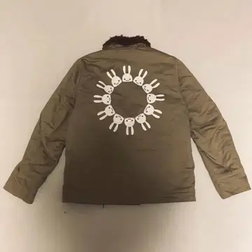 CUNE 큔 토끼 프린트 밀리터리 덱 자켓