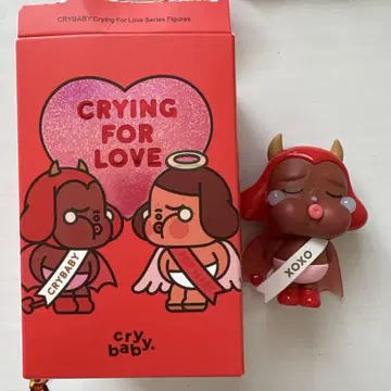 팝마트 crybaby Crying For Love XOXO 피규어