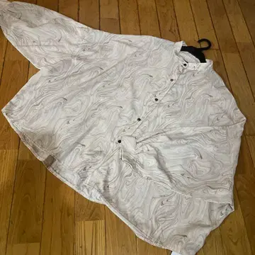 마블 무늬 긴팔 셔츠 hagumu 미사용 새상품 츠무구