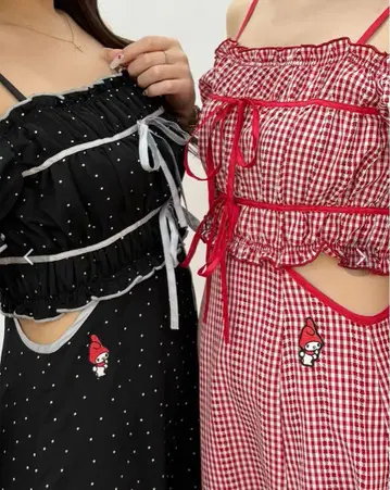 [멜로쿠로 콜라보] 마이멜로디 셔링 컷 아웃 원피스
